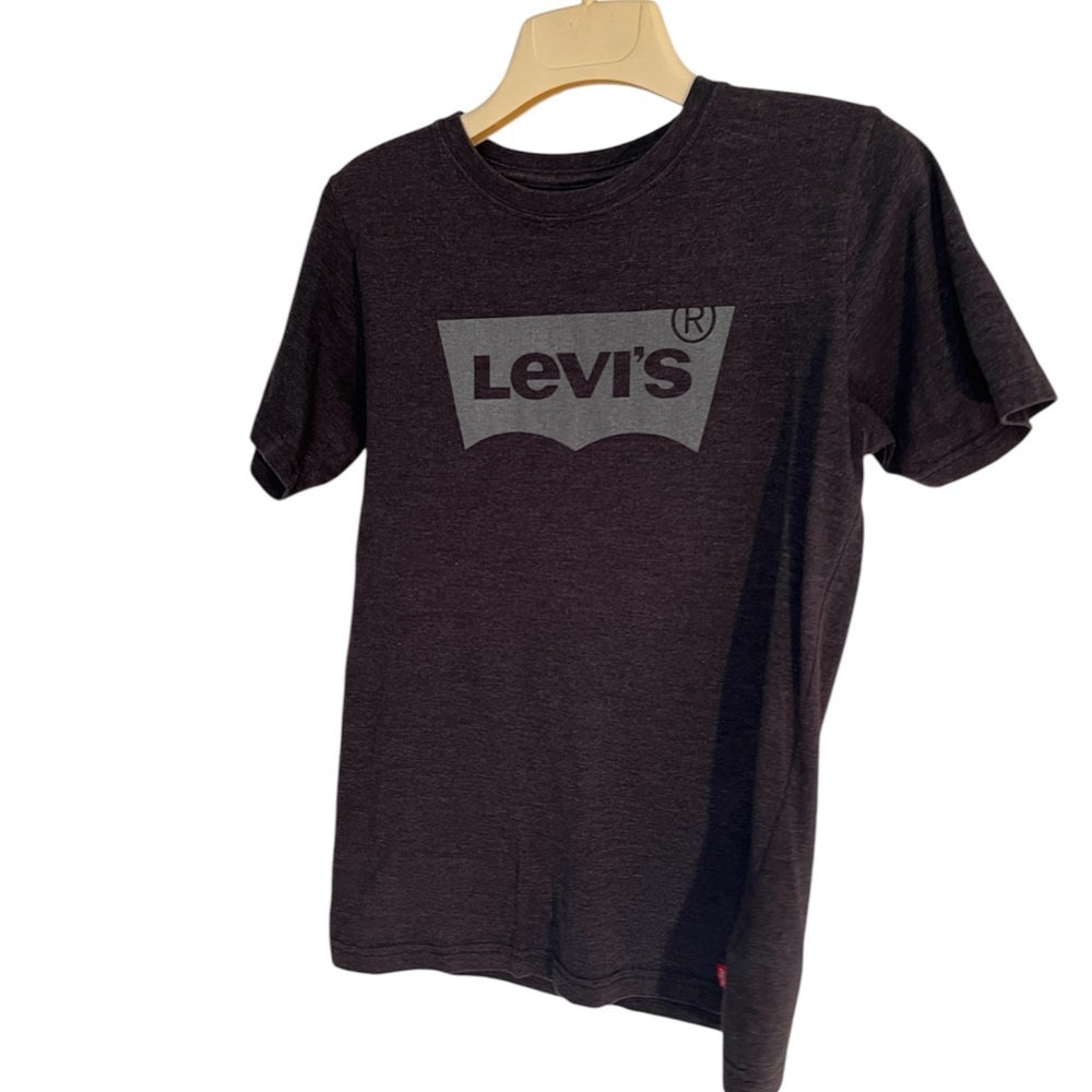 Levi's Gray Short Sleeve Tee with‎ Logo
